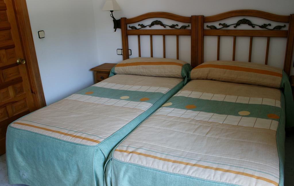 فينويسا Hostal Visontium المظهر الخارجي الصورة